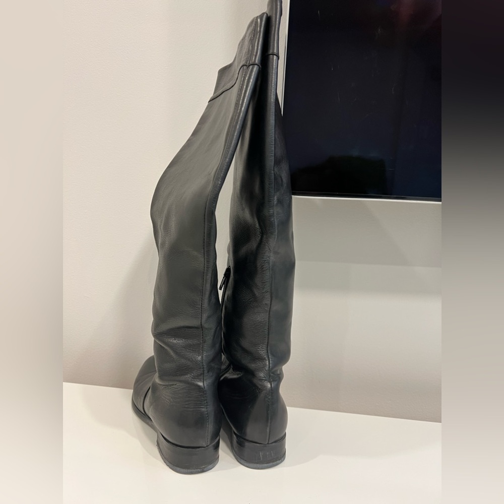 US 7.5 Black leather boots